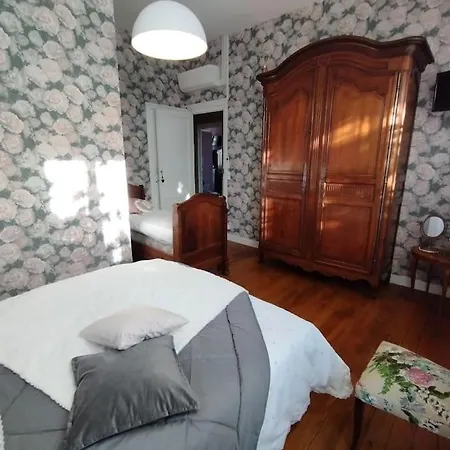 Apartment La Burthe Monprimblanc